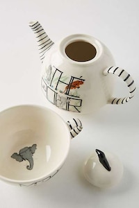Literature-Inspired Dishware Image 3