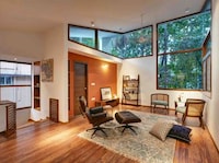 Playful Cubist Houses Image 6