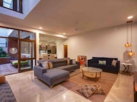 Playful Cubist Houses Image 8