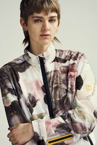 Spring-Appropriate Technical Wear Image 4