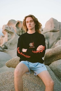 Minimalist Pastel Menswear Image 2