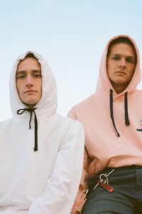 Minimalist Pastel Menswear Image 6