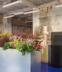 Art-Showcasing Flower Shops Image 6