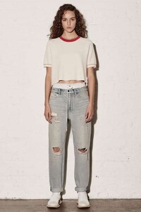 Comfortable High-Fashion Ensembles Image 6