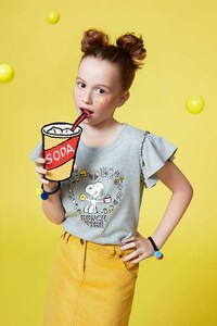 Cartoon-Themed Kids Fashion Image 7