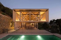 Rustic Contemporary Cliffside Homes Image 8