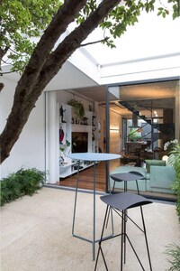 Contemporary Slender Houses Image 2