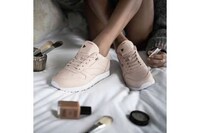 Vintage-Inspired Pastel Sneakers Image 3