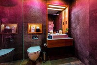 Rockstar-Styled Hotel Rooms Image 3