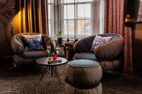 Rockstar-Styled Hotel Rooms Image 6