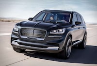 Technology-Packed Hybrid SUVs Image 2