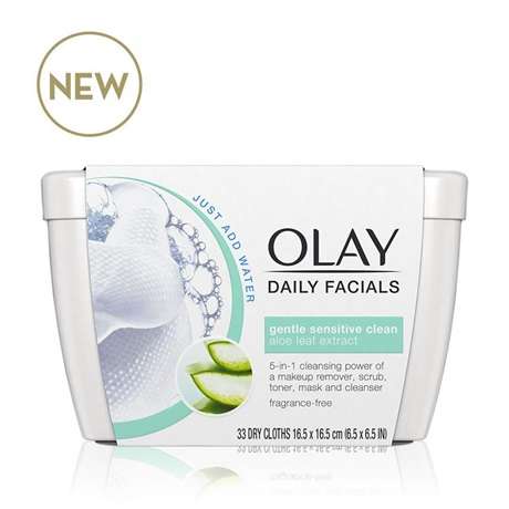 Aloe-Infused Facial Wipes