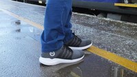 Waterproof Knitted Leisure Shoes Image 6