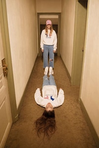 Genderless Sport-Inspired Fashion Image 2