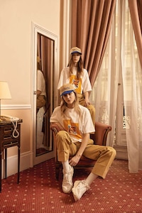 Genderless Sport-Inspired Fashion Image 6