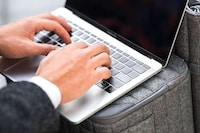 Professional Workstation Suitcases Image 3
