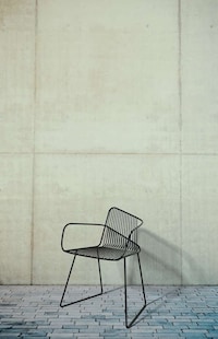 Wireframe-Constructed Chairs Image 8