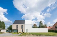 Visually Split Family Homes Image 4