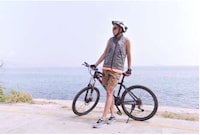 Water-Cooling Athletic Vests Image 4