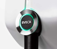 User-Friendly Car Chargers Image 7