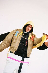 Excessively Over-Layered Lookbooks Image 3