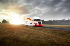 Solar Panel-Topped Tractor Trailers Article Thubnail