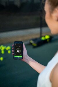 Ball-Collecting Tennis Robots Image 2