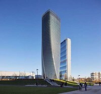 Swooping Financial High Rises Image 3