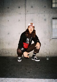 Alt-Metal Band Celebratory Capsules Image 4