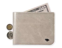 Svelte Leather Wallets Image 4