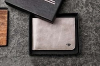 Svelte Leather Wallets Image 7