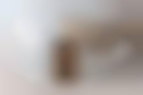 Retro-Style Minimal Speakers