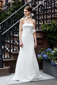 Exquisitely Refined Bridal Couture Image 2
