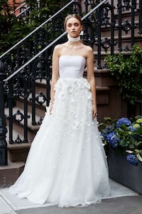 Exquisitely Refined Bridal Couture Image 7