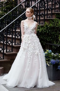 Exquisitely Refined Bridal Couture Image 8