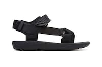 Activewear-Inspired Leather Sandals Image 5