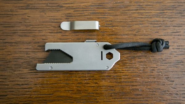 Robust Compact Multi-Tools Image 2