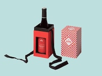Attention-Grabbing Wine Gift Packaging Image 3