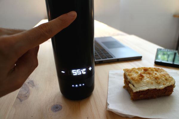 Smart Self-Heated Mugs Image 2