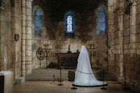 Catholic-Inspired Haute Couture Exhibitions Image 6