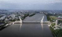 Modern Cable-Stayed Bridges Image 5