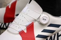 Stylish Trail Running Sneakers Image 6