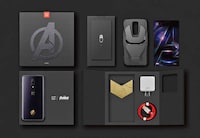 Superhero-Themed Smartphones Image 2