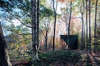 Modern A-Frame Cabins Image 2