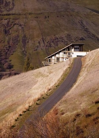 Latticed Canyon Houses Image 2