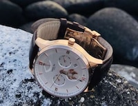 Chic Automatic Watches Image 4