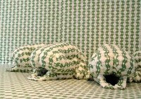 Contorted Green Figurines Image 4