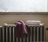 Retro Radiator Warming – Heat Up Your Food On The 