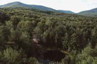 Lofted Treehouse Retreats Image 3