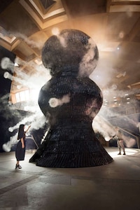 Gigantic Ceramic Breathing Sculptures Image 2